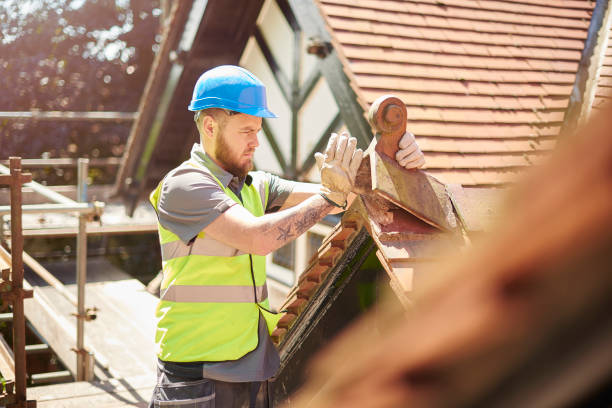 Best Storm Damage Roof Repair  in Lakewood, CA